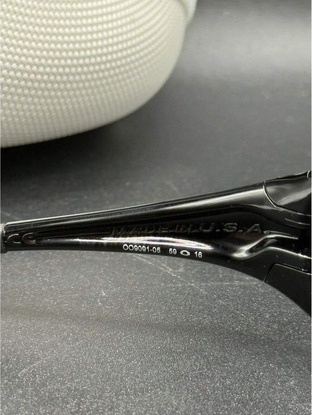 Oakley Encounter Polished Black/Black Iridium Polarized OO9091-05 - Picture 8 of 11